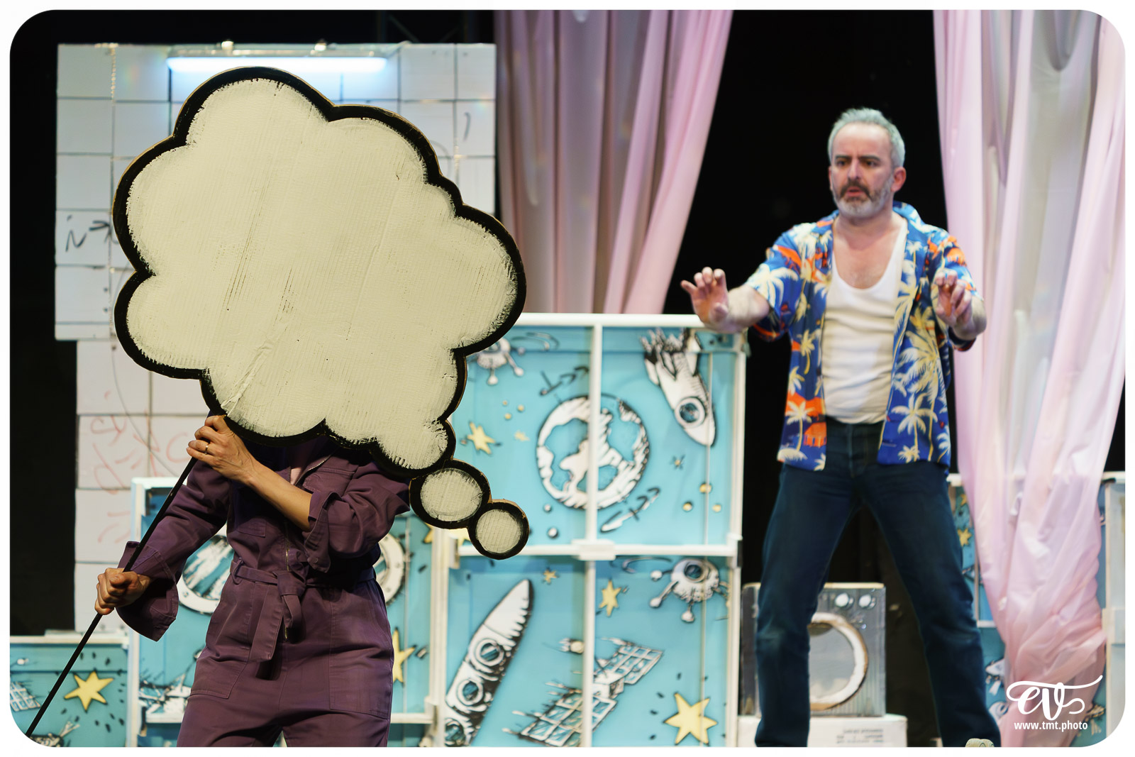 TMTPHOTO 2025.03.05 DERRIERE LE HUBLOT SE CACHE PARFOIS DU LINGE (LES FILLES DE SIMONE) 039